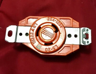 (2) Leviton L5-20 Locking Receptacle 20 AMP 125 VOLTS MADE IN USA (AA-1-E) - Image 1 of 2