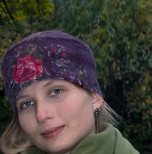 Felted wool purp Ukrainian women's beautiful hat-ochipok is made in ethnic style - Picture 1 of 6