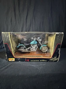 Maisto Honda Shadow 1000 Custom Motorcycle  1/10 Scale - Picture 1 of 4