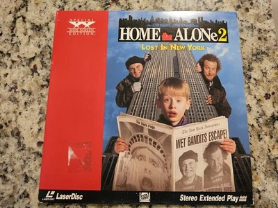 Home Alone 2: Lost in New York (1992) Laserdisc Special Widescreen Edition Good - Image 1 of 4