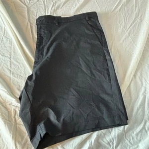 St. John’s Bay Men's Black Performance Shorts Size 50 Wicking Fabric 10" Inseam - Picture 1 of 7