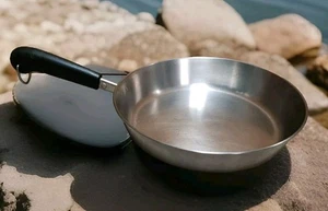 Vintage 1801 Revere Ware 9"  93 J Copper Bottom Skillet Made In USA Pre-owned  - Picture 1 of 11