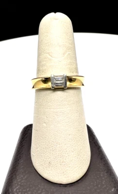 Conjunto de banda de anillo de diamantes baguette con cabeza de platino talla 8 con canal Tiffany & CO 18K Foto 1 de 4