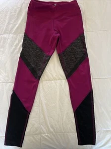 Yogalicious lila/schwarze Leggings XSmall  - Bild 1 von 6