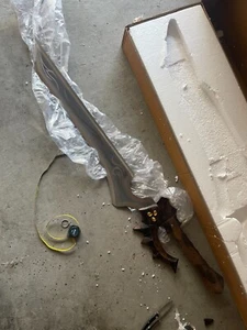 【FLAW】half 1 only.45''Stainless Steel Varian Wrynn's Shalamayne Sword WoW - Picture 1 of 7