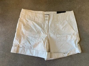 Ann Taylor signature shorts cream women's sz 6 NWT - Picture 1 of 11