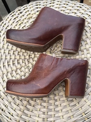 Kork-Ease Women's Brown Leather Clog Mule Slip On Platform Western Item 66706 - Image 1 of 4