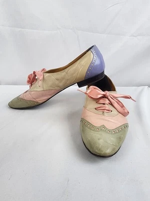 Vintage 1980's Women's NINA spectator SHOES pastel pink purple Size 8 - Image 1 of 4