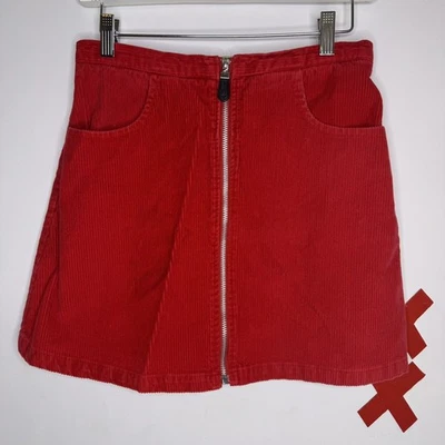 Mini-saia de veludo vermelho cereja vintage KALIFORNIA zíper completo frente linha A punk anos 80 - Imagem 1 de 3