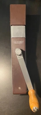 Victorio Hand Crank Grain Mill W/Clamp Base { VKP1012 } Very lightly used!!! - Image 1 of 4