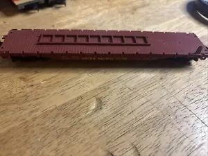 HO Scale Union Pacific Flat Car 15790 - Picture 1 of 7