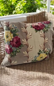 1940's Decorative Pillow Sham Floral Cottage Core French Country - Picture 1 of 2
