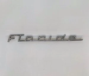 Monogramme d’aile Renault Floride - Picture 1 of 6