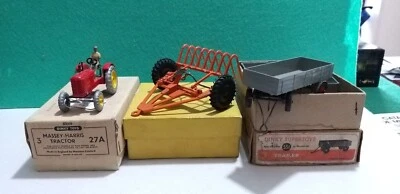Dinky toys e Crescent (no Solido, Corgi, Britains) agricoli - Immagine 1 di 4