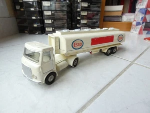 AEC Fuel Tanker Esso Articulated Lorry Dinky Toys 1/43 jouet ancien original - Picture 1 of 5