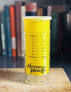 Taza métrica Wonder de colección 2 tazas taza medidora Milmour medida húmeda/seca hecha en EE. UU. - Imagen 1 de 4