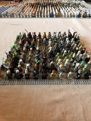 CHEAPEST! LEGO Star Wars JEDI ONLY Blind Bag Jedi w/ LIGHTSABER Mystery Random - Image 1 of 3