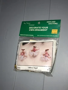 VTG Merri Mac Christmas LaRosa Angel Wood Bead Lace Kit MIP Makes 6 Ornaments - Picture 1 of 1