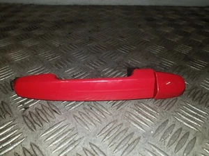 CITREON C1 FEEL EXTERNAL DOOR HANDLE NSF PASSENGER SIDE 3DR KJH RED SCARLET 2015 - Picture 1 of 2