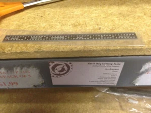 Regla de acero flexible de lectura EZ 6" hecha en EE. UU. 5R graduaciones - Imagen 1 de 2