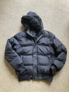 Closure Mens Medium Size Black Full Zip Fur Trim Hood Puffer Jacket w Logo - Picture 1 of 11