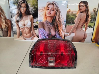 Luz trasera derecha Chevrolet Silverado 1500 2500 HD 2016-2019 GMC Sierra 3500 HD Foto 1 de 4