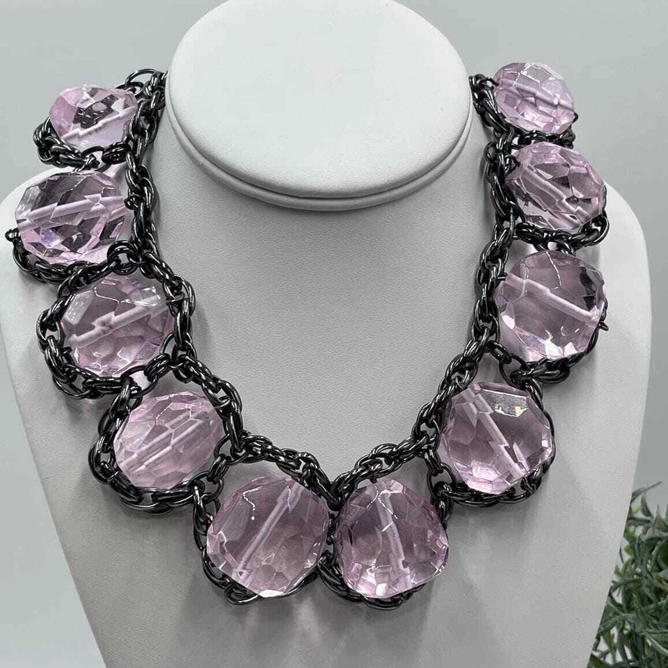 J. Collar Crew Bold Rosa Grande Cristal RockCandy Hematita Gunmetal Chapado Foto 1 de 4