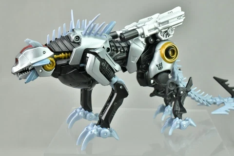 Transformers Hunt for the Decepticons Sea Attack Ravage Complete Deluxe HFTD Cover