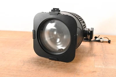 Elation Fuze Par Z120 IP 120W RGBW LED Par with Zoom (NO POWER SUPPLY) CG01SXQ - Image 1 of 4