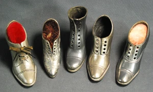 5 Stk  METALL Miniatur SCHUHE  Zinn  ZINKGUSS   verschiedene Modelle - Bild 1 von 13
