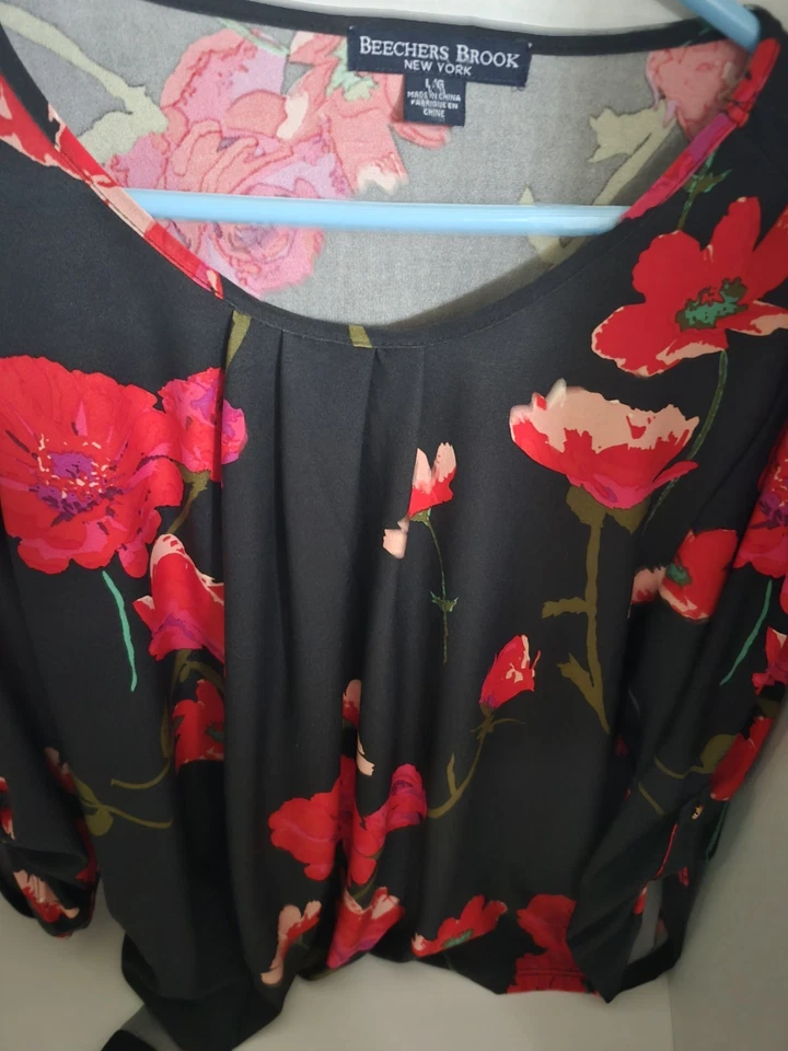 Top grande Beeches Brooks para dama negro y rojo Foto 1 de 4