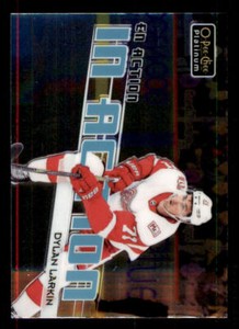 2018-19 O-Pee-Chee Platinum In Action #IA11 Dylan Larkin