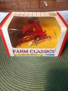 1991 ERTL Farm Classics CASE CORN PICKER Diecast 1:43 Scale - Picture 1 of 2