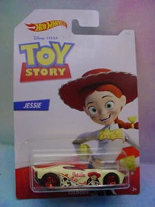 HTF PIXAR Toy Story JESSE #3✰pale yellow VELOCITA✰2019 Hot Wheels Disney✰Walmart - Picture 1 of 3