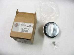 New Navistar International 433261001 Backup Light NOS - Picture 1 of 6