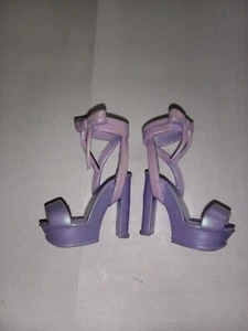 Rainbow High - Violet Willow - Series 1 - Left Gold Purple Heel Shoe Pump Only - Bild 1 von 5
