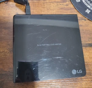 LG GP65NB60 Slim Portable DVD Writer  with USB Cable - Black - Picture 1 of 3