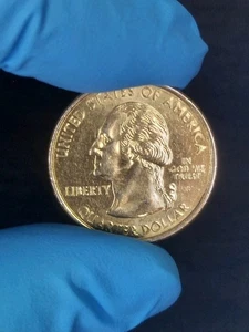 2002 D Mississippi 50 States and Territories Quarter - Gold Plated - Picture 1 of 4