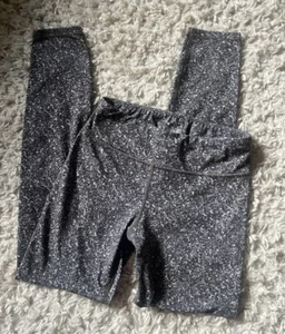 Athleta Girl Printed Chit Chat Tight Pebble Printed Size XL/14 Gray White - Picture 1 of 8