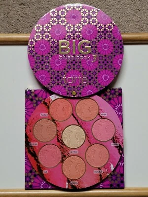Paleta de 3 rubores Tarte BIG BLUSH BOOK Foto 1 de 4