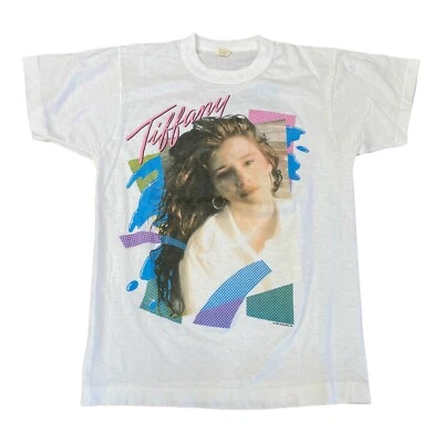 Camiseta De Colección Tiffany Hold An Old Friends Mano Gira 1989 Concierto Años 80 Foto 1 de 4