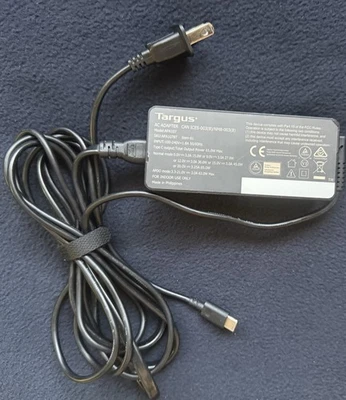 Targus USBC 65W Power Adapter Model: APA107, universal USB-C power adapter - image 1 of 3