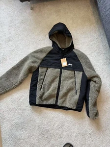 Stüssy Sherpa Jacket Size L 100% Authentic Brand New - Picture 1 of 5