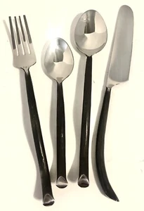 CUBIERTOS RÚSTICOS FORJADOS A MANO HECHOS A MANO NÚCLEO ACERO INOXIDABLE 4 PIEZAS AJUSTE DE LUGAR - Imagen 1 de 11