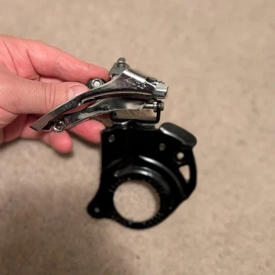 Shimano FD-CT91 Bottom Bracket Mounted 7 Speed Front Derailleur Bottom Swing - Image 1 of 4