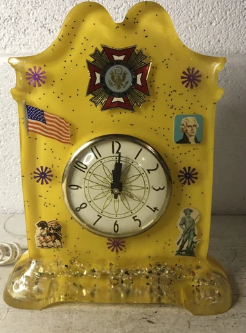 Unique Vintage Retro Lucite Clear Resin Molded Clock Electric VFW Patriotic Cover