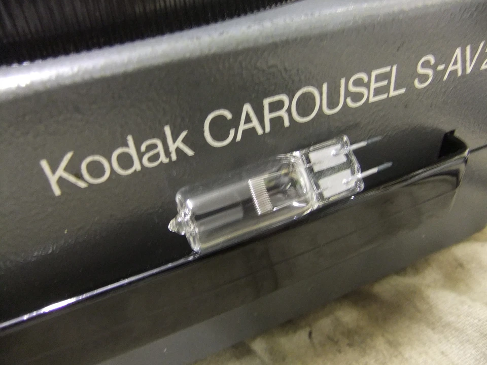  Slide projector KODAK CAROUSEL S-AV S 1010 1030 bulb 24v 250W NEW OSRAM PHILIPS - Image 1 of 1