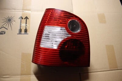 VW Polo Rücklicht links - Bild 1 von 4