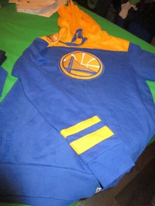 NEW MENS GOLDEN STATE WARRIORS HOODIE HOODED SWEATSHIRT BLUE/YELLOW SMALL - Picture 1 of 2