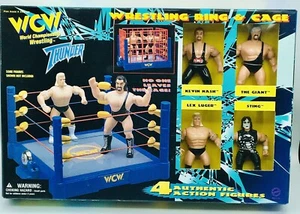 Anello e gabbia vintage WCW Thunder Wrestling con 4 figure nuovo con scatola! HTF - Foto 1 di 3
